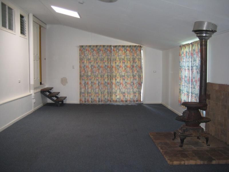 10 Twine Street, Dalby QLD 4405