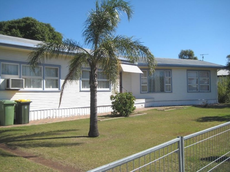 26 Moreton Street, Dalby QLD 4405