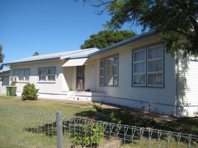 26 Moreton Street, Dalby QLD 4405