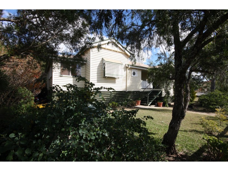 2 Matheson Street, Dalby QLD 4405