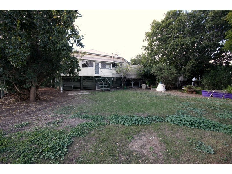 2 Matheson Street, Dalby QLD 4405