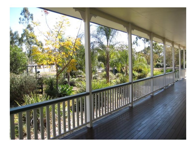 59 Sunrise Ave, Dalby QLD 4405