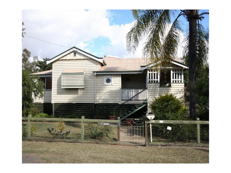 2 Matheson Street, Dalby QLD 4405