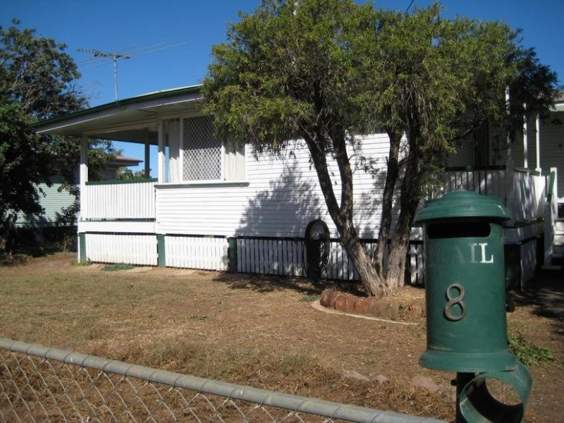 8 Jessop Street, Dalby QLD 4405