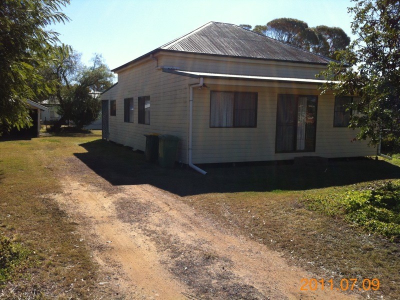 108 Pratten Street, Dalby QLD 4405