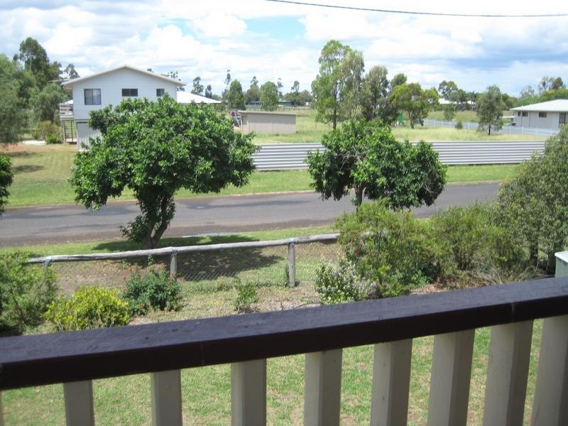 28 Owen Street East, Dalby QLD 4405