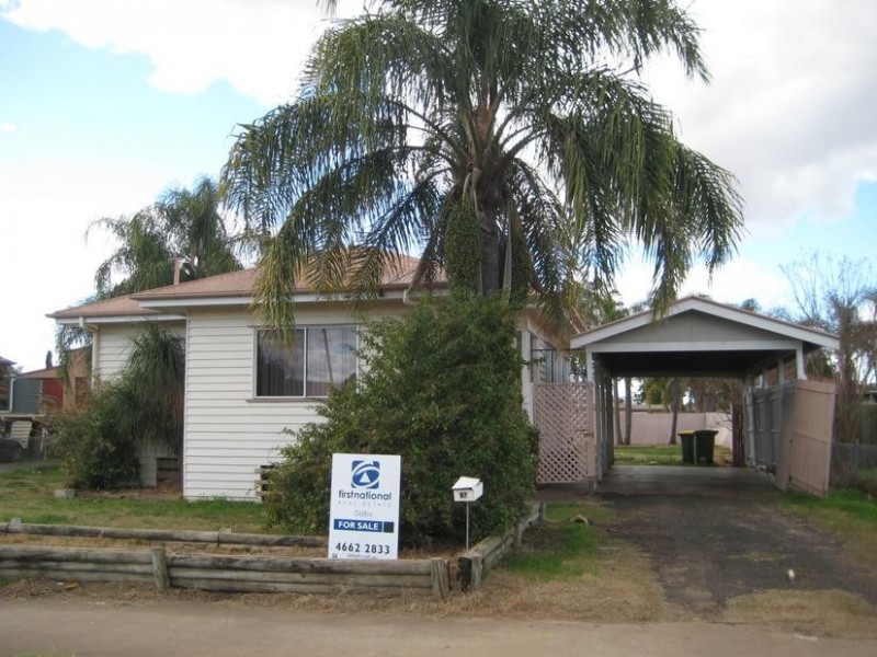 97 Bunya Street, Dalby QLD 4405