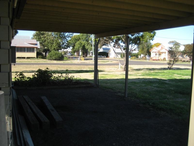 38 William Street, Jandowae QLD 4410