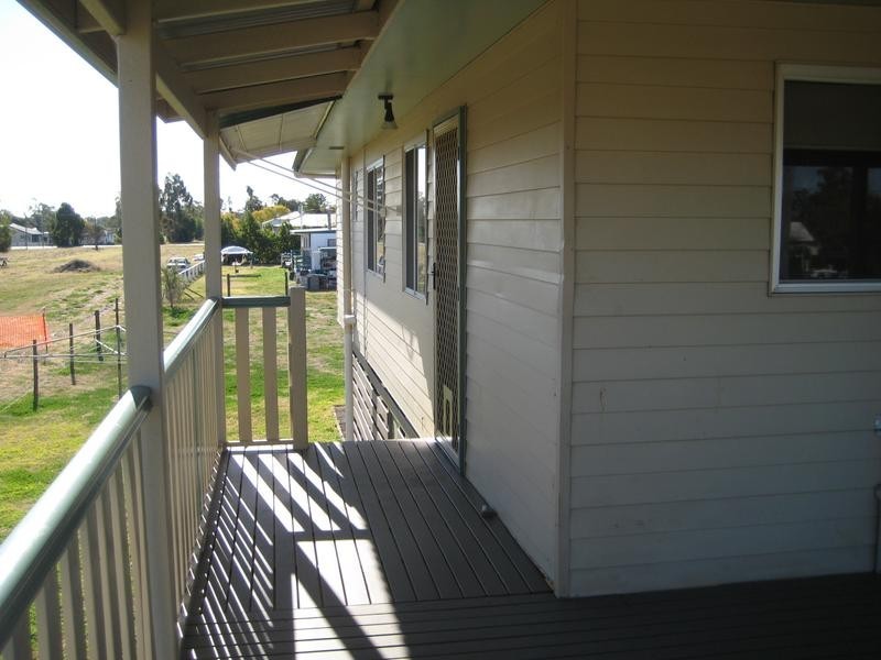 38 William Street, Jandowae QLD 4410