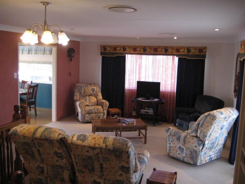 1 Falcon, Dalby QLD 4405