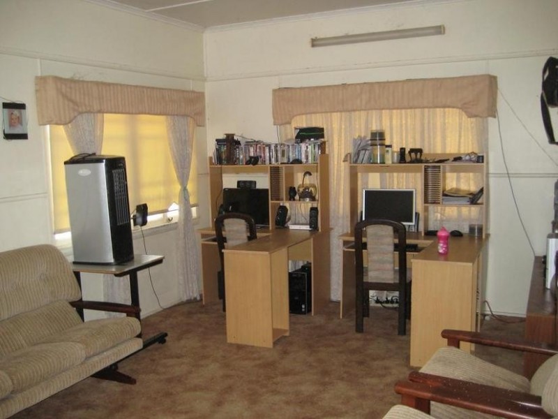 5 Hospital Road, Dalby QLD 4405