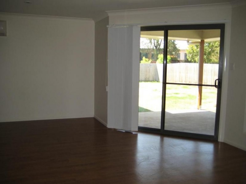 3 St Andrews Chase, Dalby QLD 4405