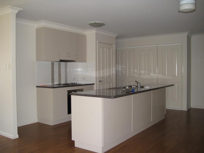 3 St Andrews Chase, Dalby QLD 4405