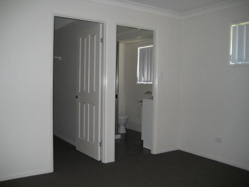 3 St Andrews Chase, Dalby QLD 4405