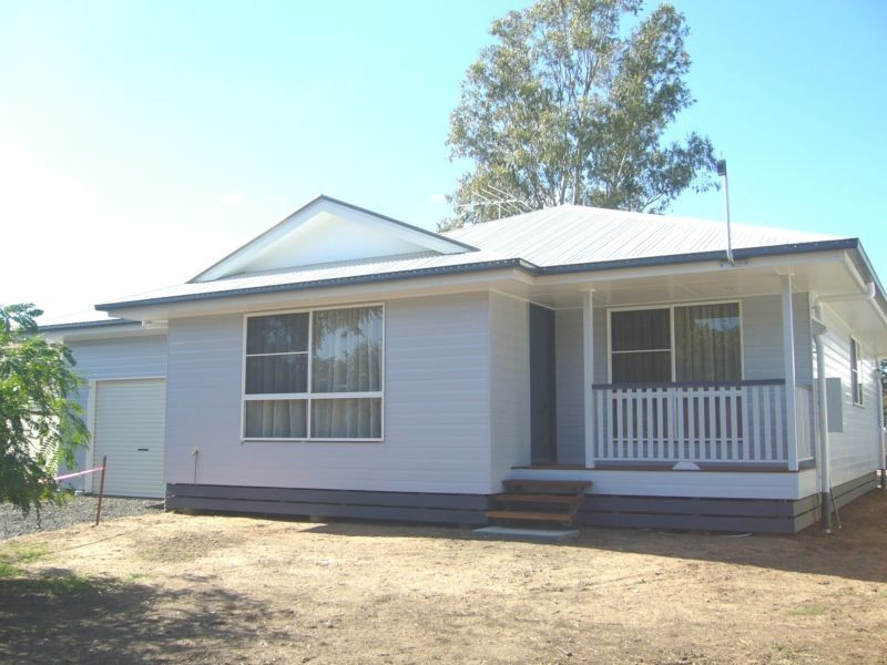 37 Orpen Street, Dalby QLD 4405