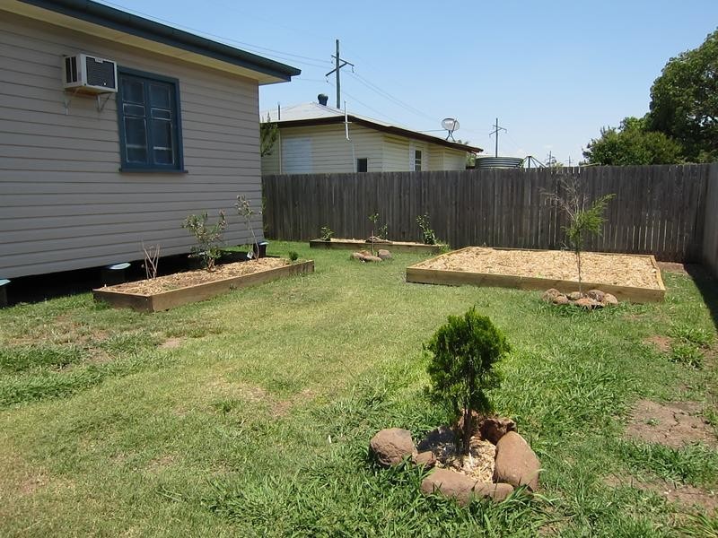 18a Orpen Street, Dalby QLD 4405