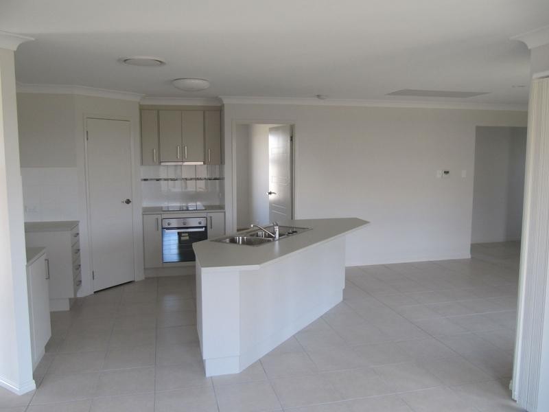 53 Diggers Drive, Dalby QLD 4405