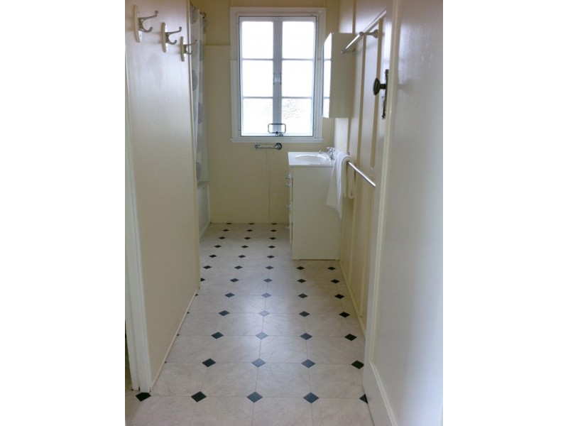 62 Owen Street East, Dalby QLD 4405