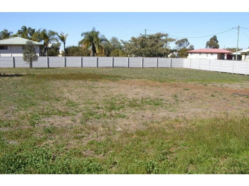 34 Owen Street East, Dalby QLD 4405