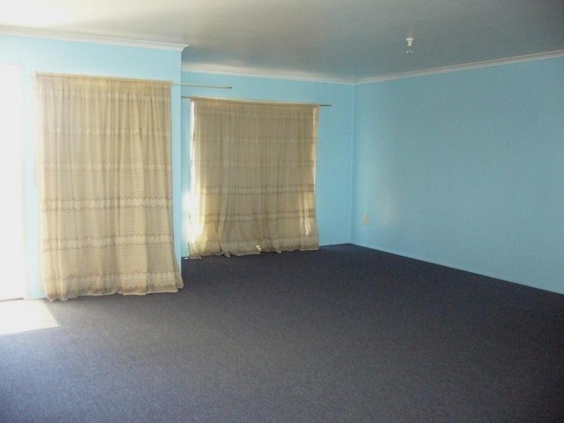 34 Owen Street East, Dalby QLD 4405