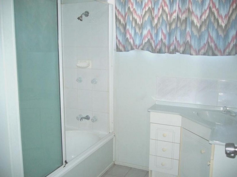 34 Owen Street East, Dalby QLD 4405