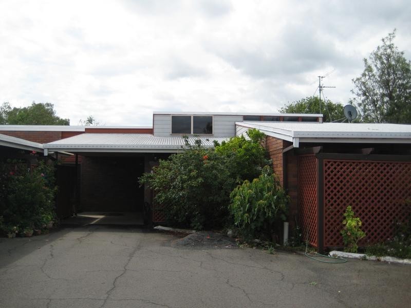 8/8 New Street, Dalby QLD 4405