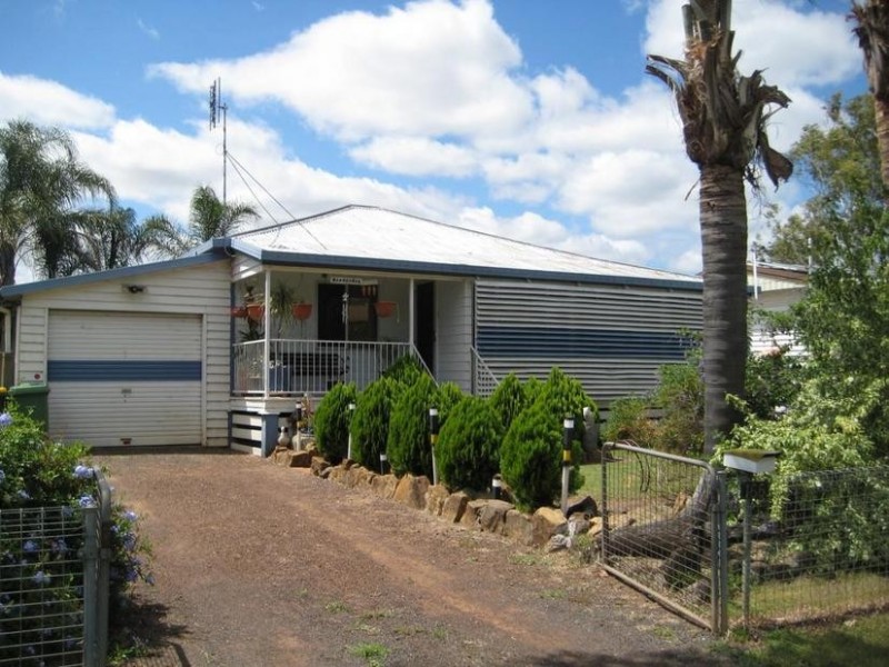 155 Pratten Street, Dalby QLD 4405