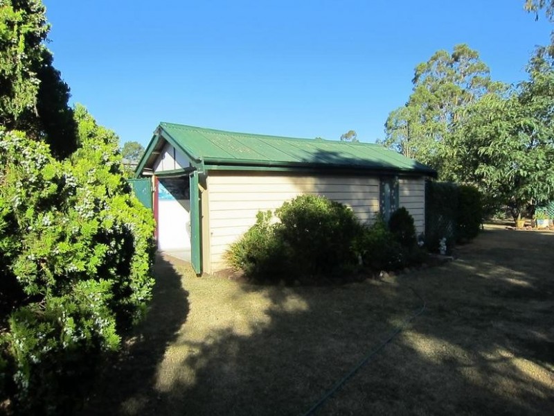 5 Wooburn Street, Dalby QLD 4405