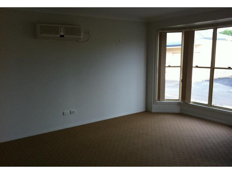 9/51 Edward Street, Dalby QLD 4405