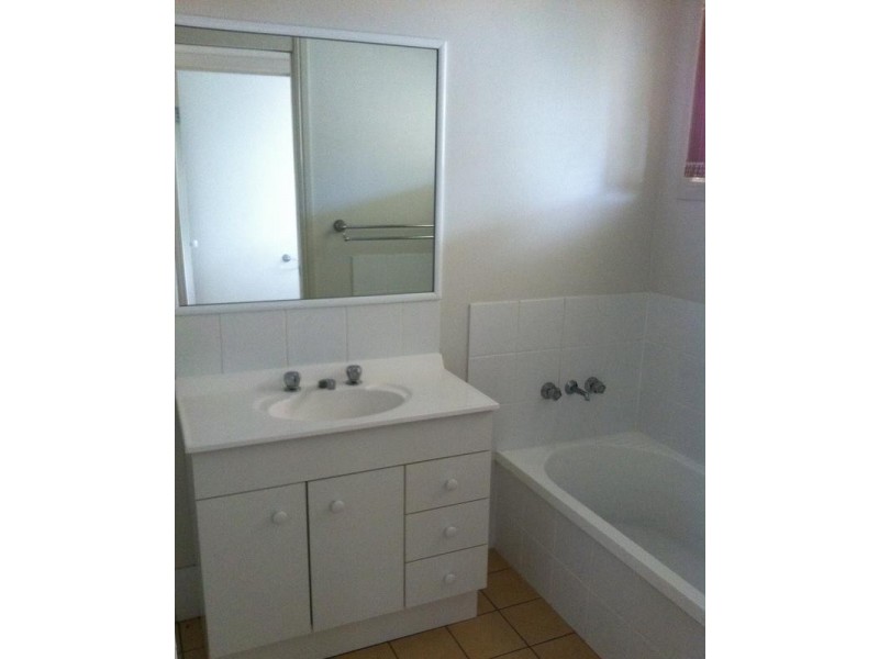 9/51 Edward Street, Dalby QLD 4405