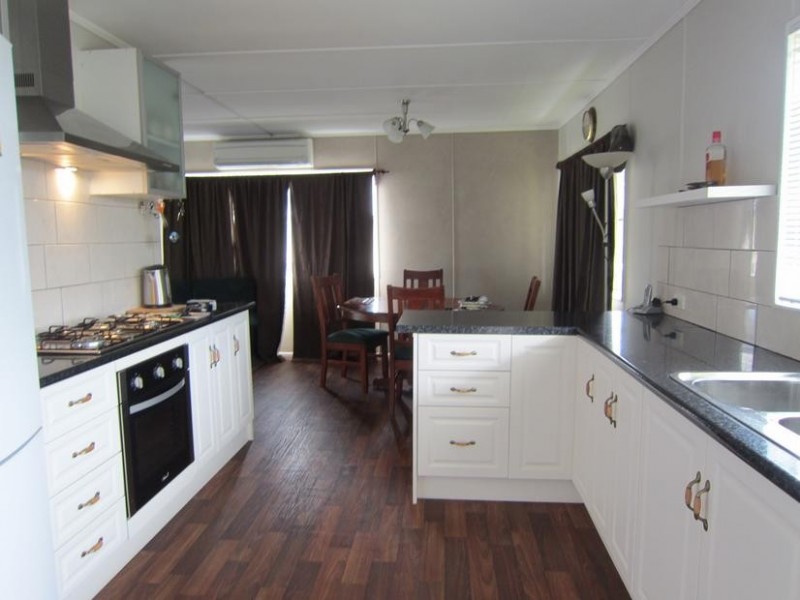 120 Edward Street, Dalby QLD 4405