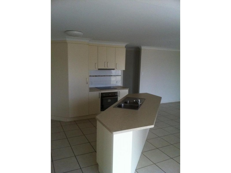 5 Pine Street, Dalby QLD 4405