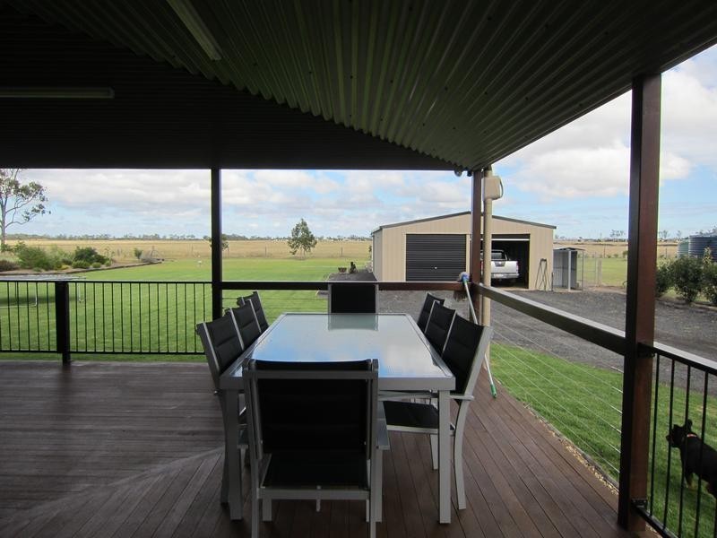 52 Southern Cross Drive, Dalby QLD 4405