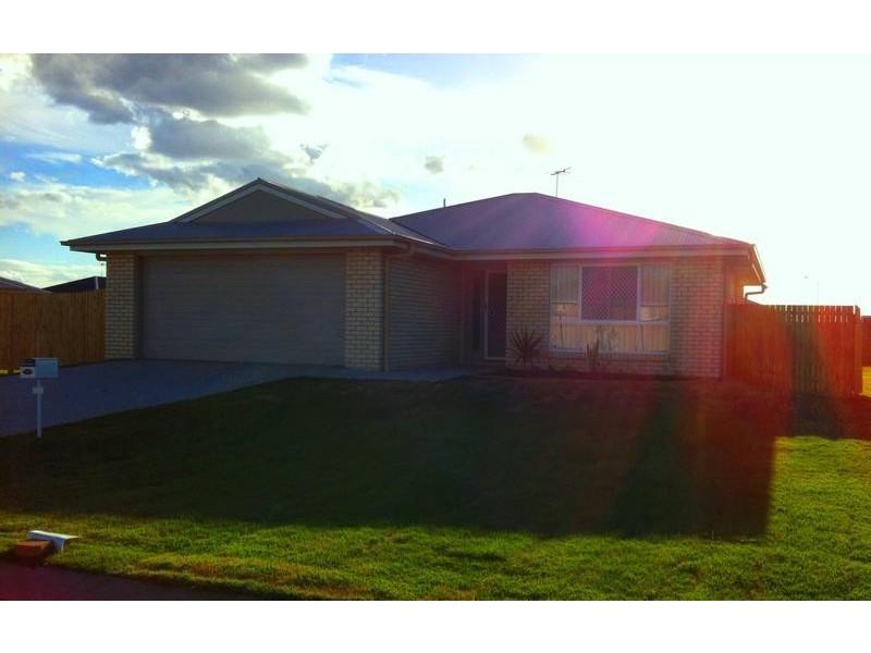 7 Pine Street, Dalby QLD 4405