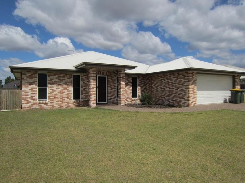 54 Diggers Drive, Dalby QLD 4405