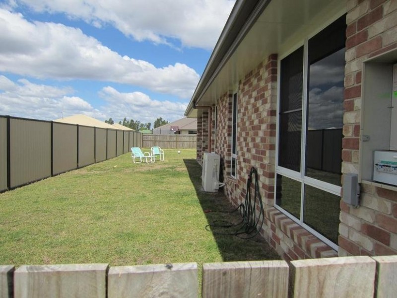 54 Diggers Drive, Dalby QLD 4405