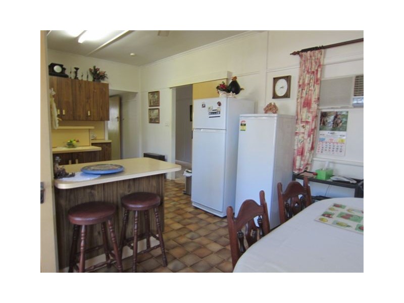 85 High Street, Jandowae QLD 4410