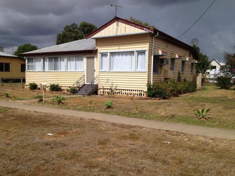 10 Alice Street, Dalby QLD 4405