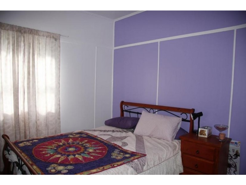 1 Blaxland Road, Dalby QLD 4405