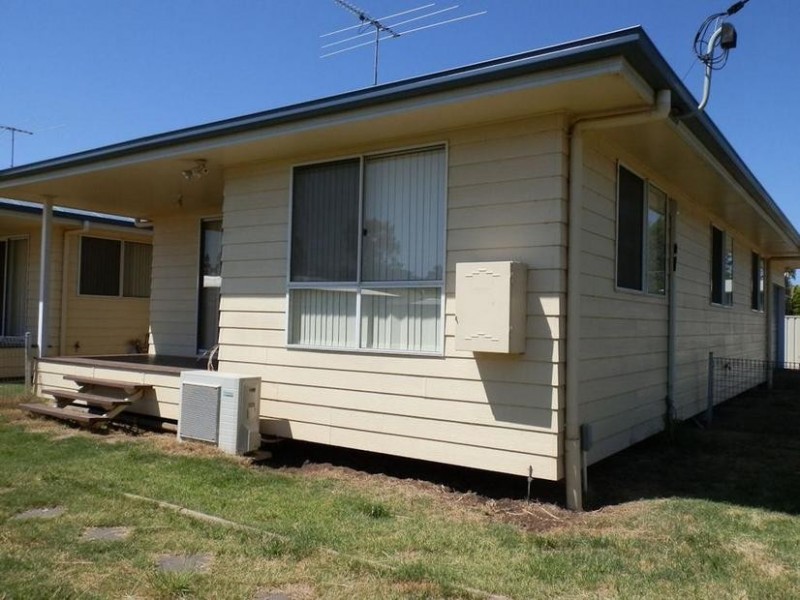 1/4 McPherson Court, Dalby QLD 4405