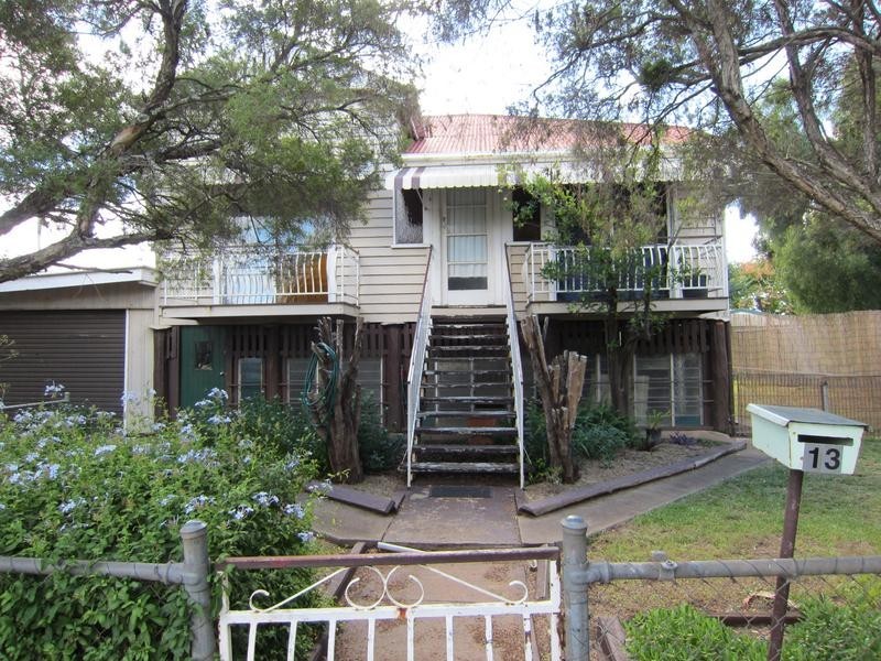 13 Loam Street, Dalby QLD 4405
