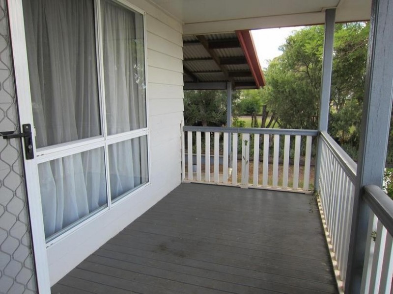 1 Wills Place, Dalby QLD 4405