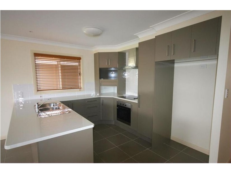 2/38A Alfred Street, Dalby QLD 4405