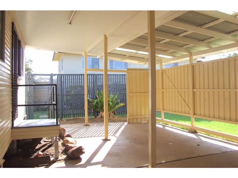 14A Scarlet Street, Dalby QLD 4405