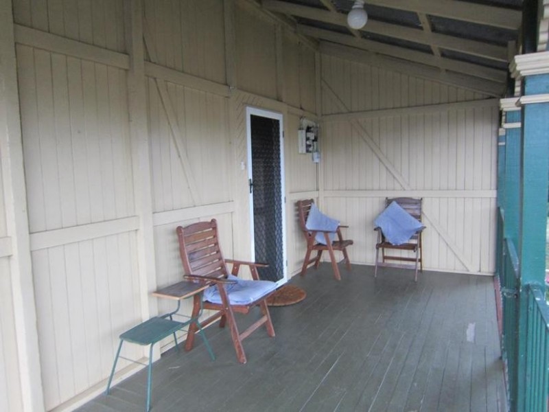 74 Drayton Street, Dalby QLD 4405