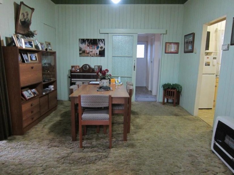 74 Drayton Street, Dalby QLD 4405