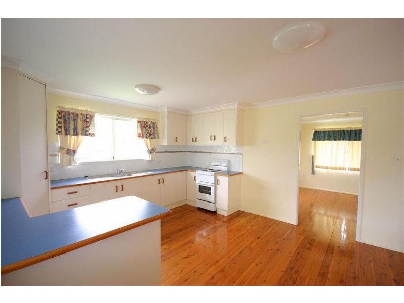 12 Reid Street, Dalby QLD 4405