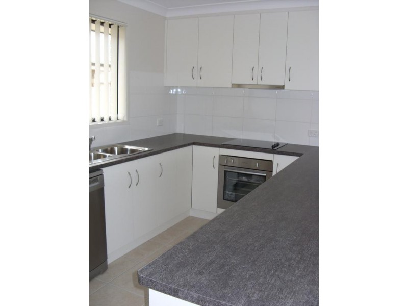4 Keys Place, Dalby QLD 4405