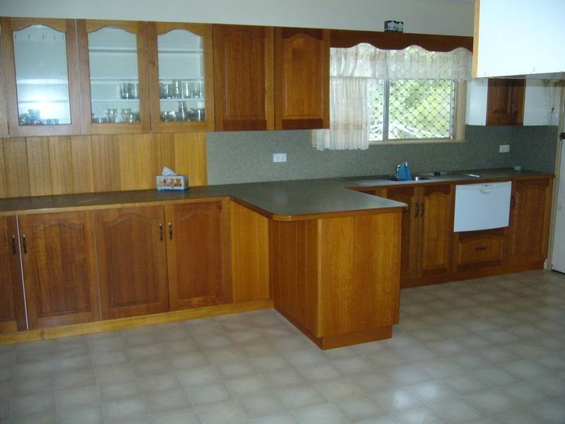 13 Bessie St, Dalby QLD 4405