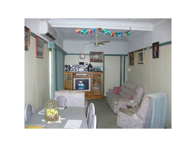 6 Nearhos, Dalby QLD 4405